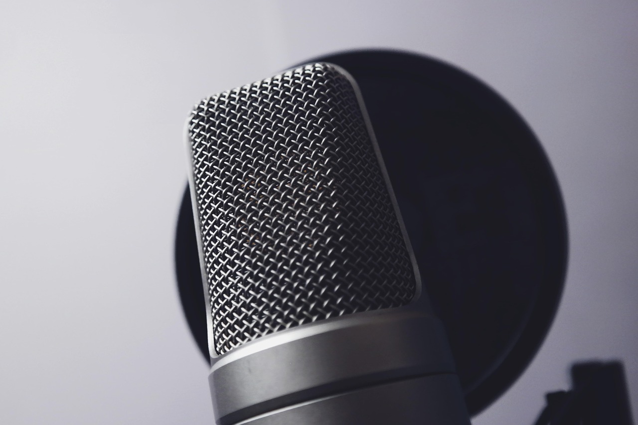 Behind the Scenes: What a Turn-Key Podcasting Service Really Does for Attorneys